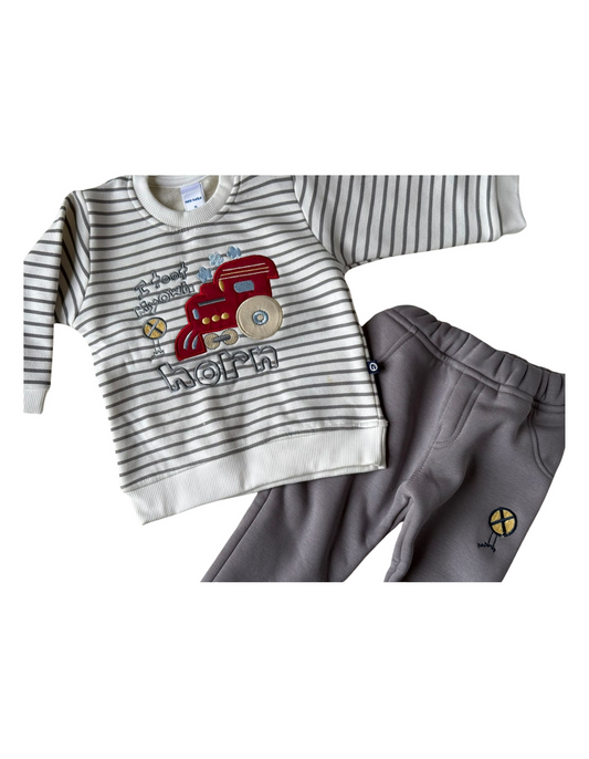 💛 A cozy, stylish outfit that adds charm and fun to your baby boy’s wardrobe!