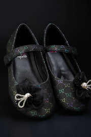 **"Pearl Bloom Princess Shoes"** 🌸✨