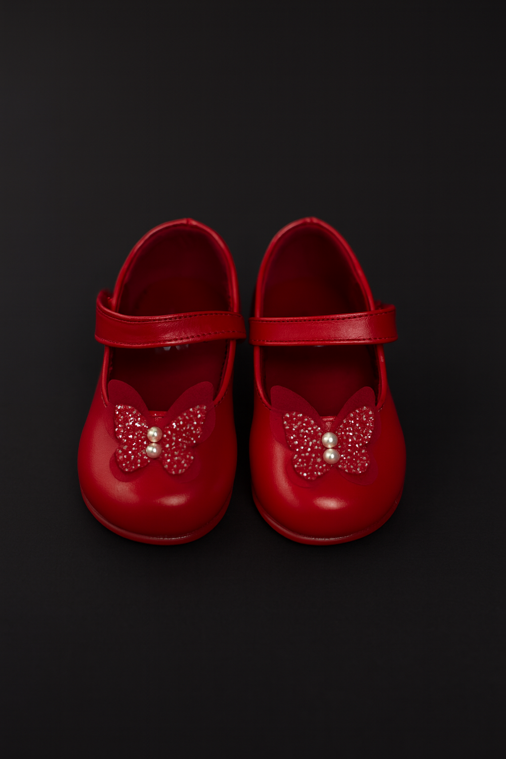 Chic comfort for little feet, perfect for every occasion