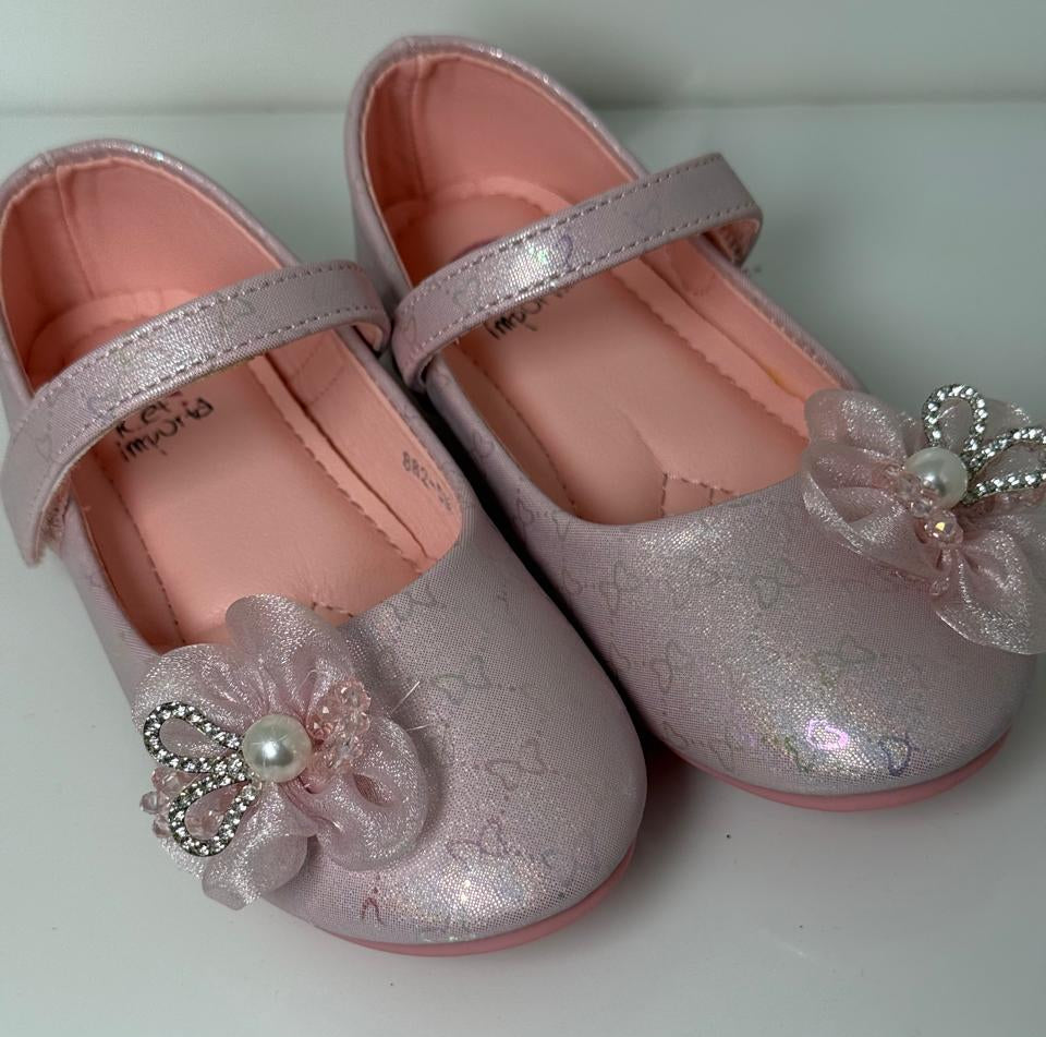 **"Pearl Bloom Princess Shoes"** 🌸✨