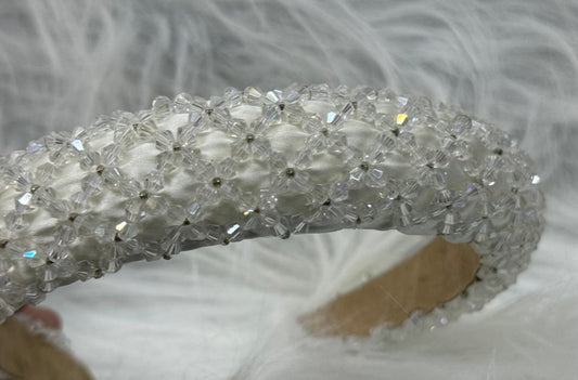 ✨ Handmade crystal-beaded hairband – elegant, festive &amp; classy!