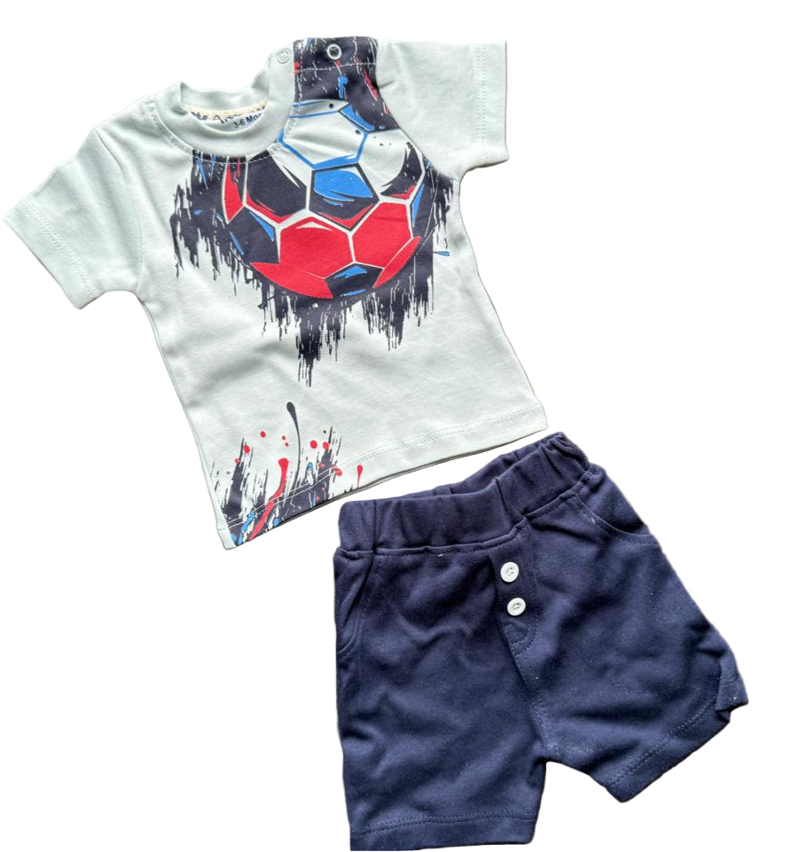 👉 Perfect for active little boys who love sporty style!