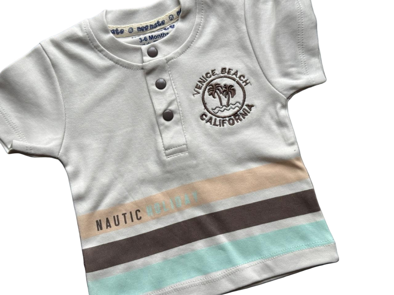 Stylish 2-piece outfit for baby boys – comfy, trendy & perfect for everyday wear!"