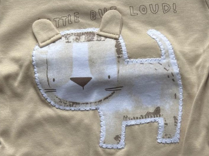 🍼 Baby Lion 2-Piece Outfit – Beige &amp; White