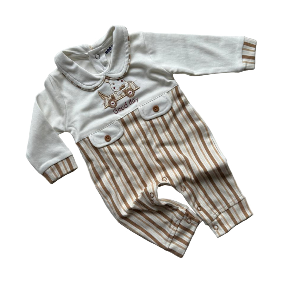 “Soft, cute, and easy – the perfect romper for your baby’s good day!”