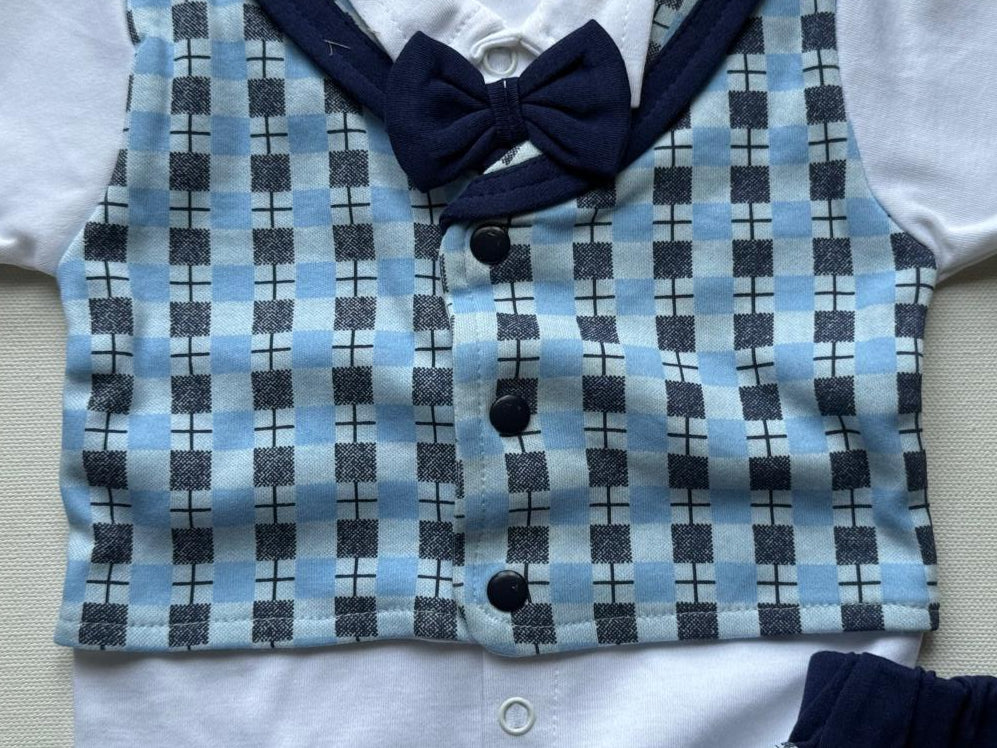 A classy mini-suit for your little prince!