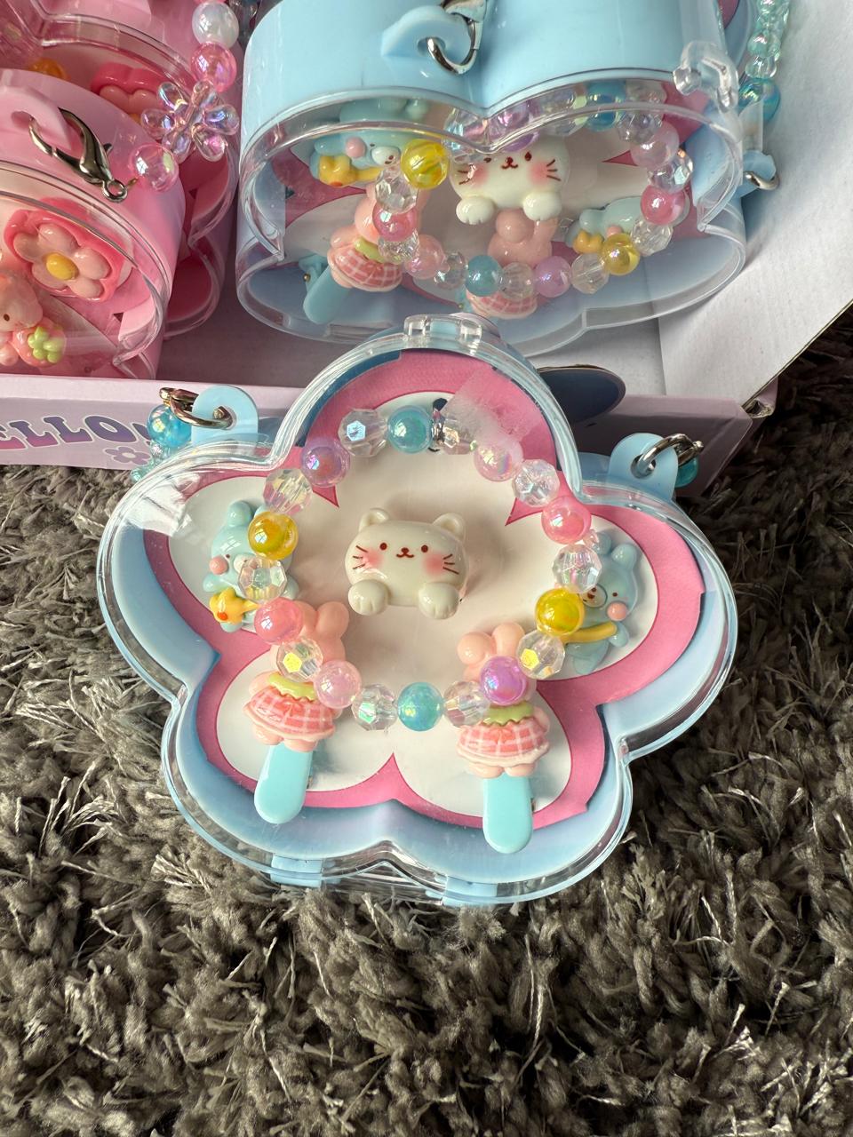 🌸 Cute Kids Accessory Set – Beaded Bracelet & Hair Clips