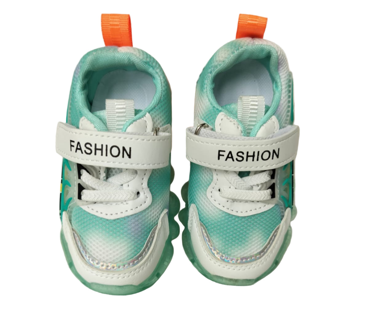 🧒 Kids’ Trendy Sports Shoes – Mint Green &amp; White