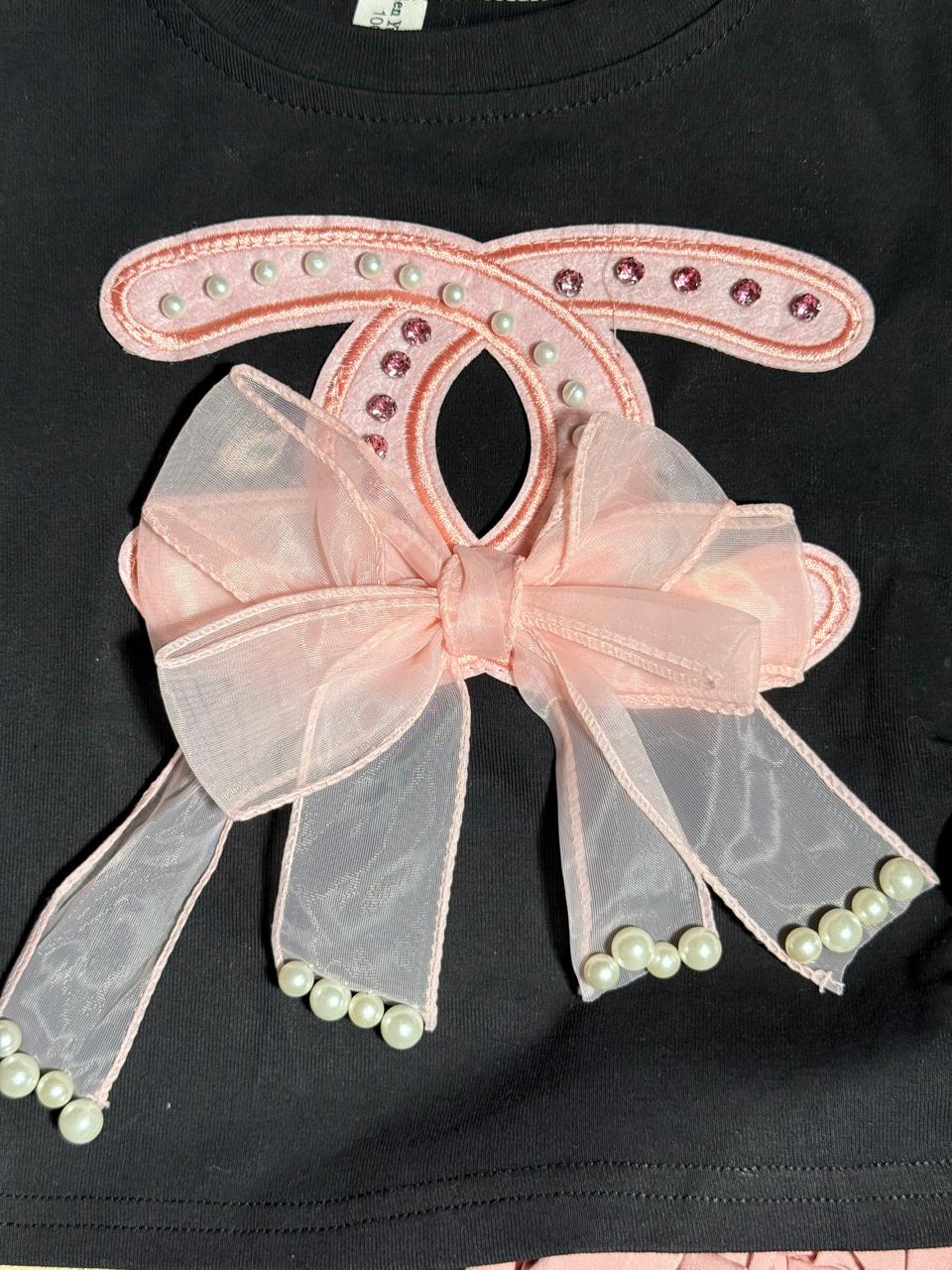 Adorable Baby Girl 2-Piece Outfit – Black Bow Top &amp; Pink Layered Skirt  💖