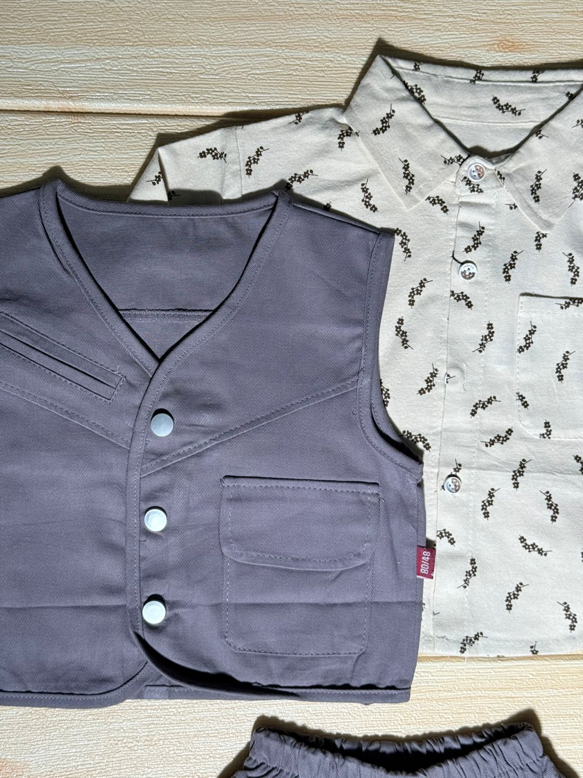 👕 Stylish Boys’ 3-Piece Outfit Set (Vest, Shirt & Pants)