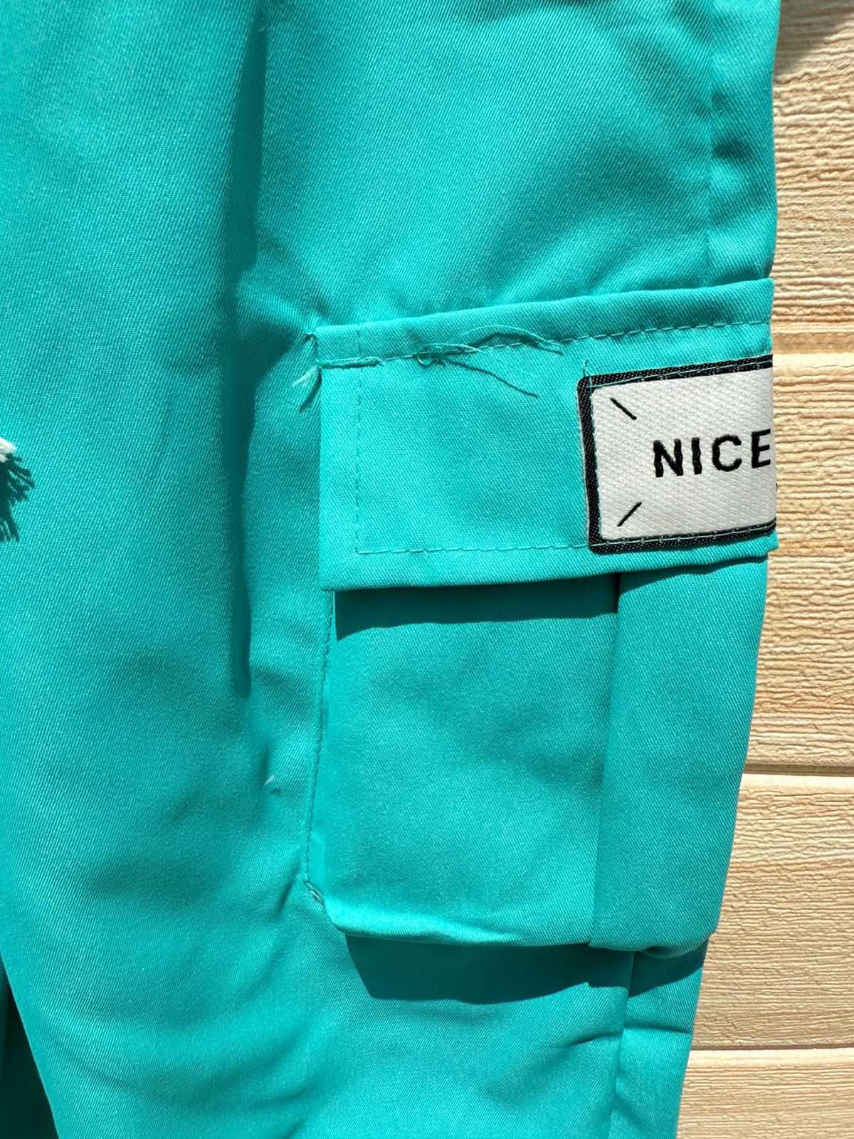 🧒 Boys’ Trendy 2-Piece Set – “HI” Design (Summer Collection)