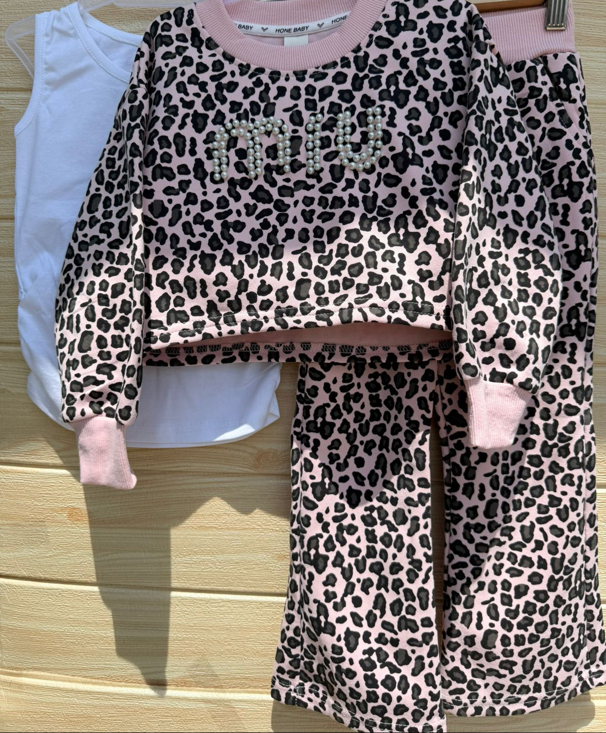 ✨ Stylish  Leopard Print 3-Piece Set for Girls ✨