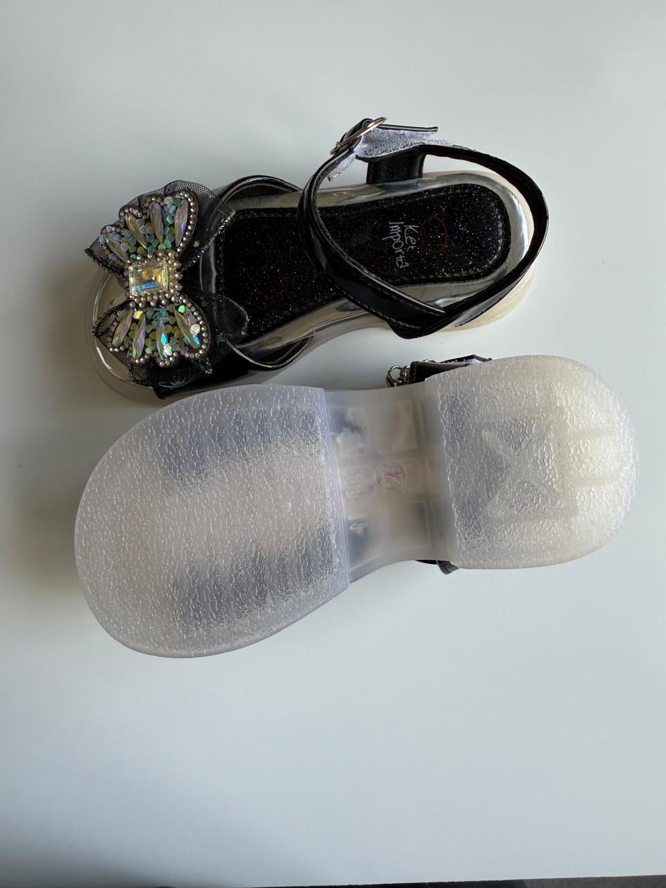 ✨ Sparkle Butterfly Sandals – Elegant Comfort for Little Feet (Size 25–30)