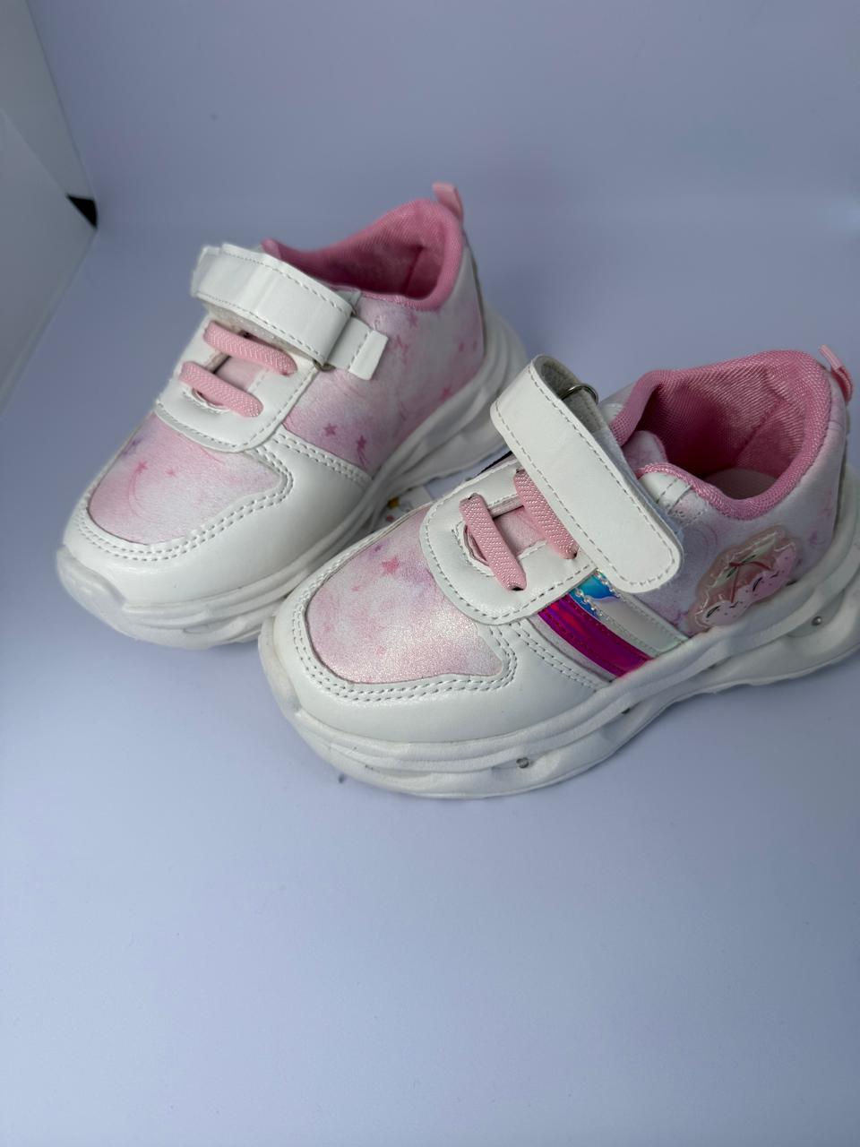 Soft Cloud Baby Sneakers – Lightweight Comfort for Tiny Feet