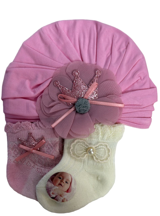🎀 Baby Girl Gift Set – Cap &amp; Socks Combo 🎀