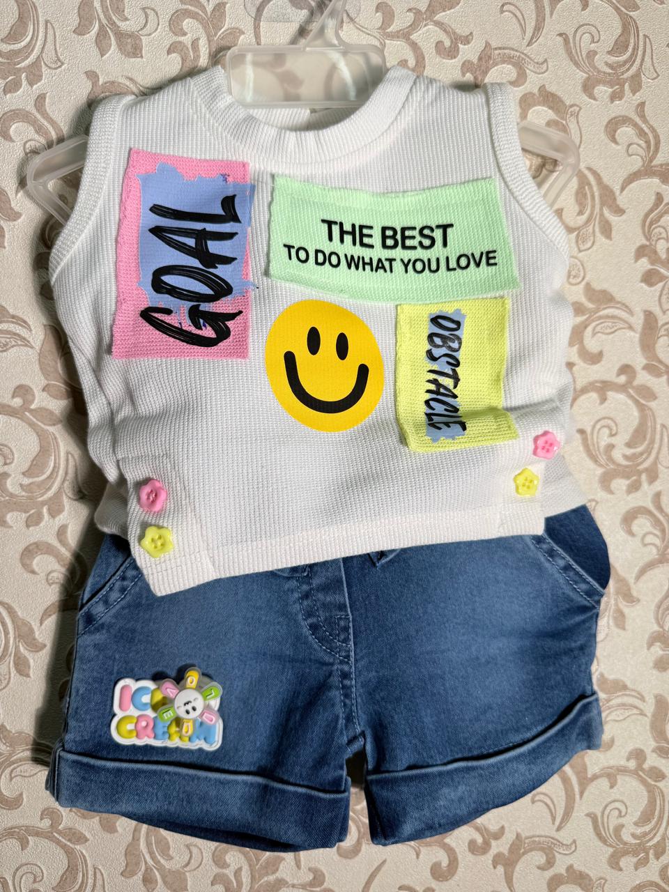 Too cute to resist – a playful summer outfit made for happy little steps and big smiles