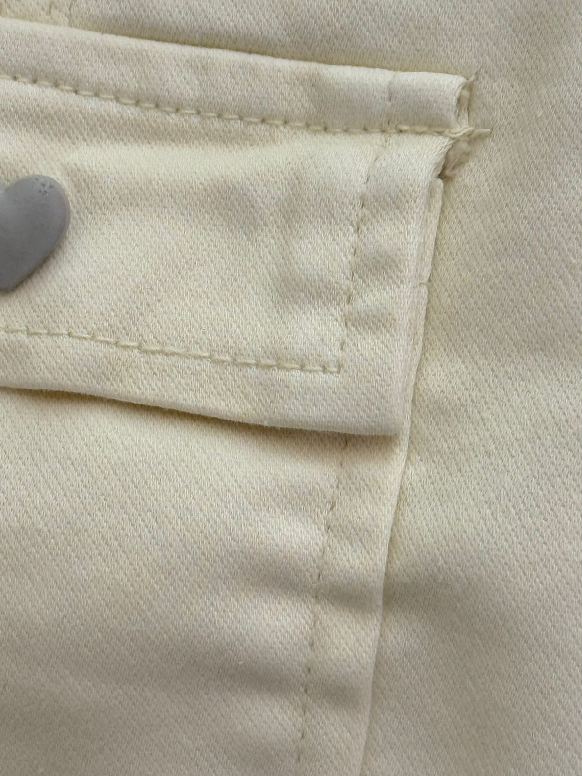 Cute Baby Girl Embroidered Top with Capri Set (2-Piece Outfit)