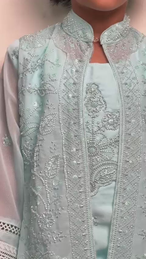 Load video: Ice Blue Royal Festive Set