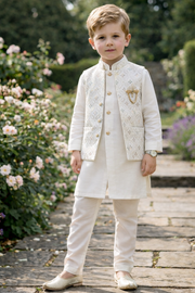 Premium white Embroidered Ethnic Wear Set.